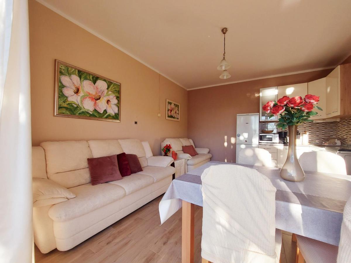 Apartments Adriatic Riviera 크리크베니카 외부 사진