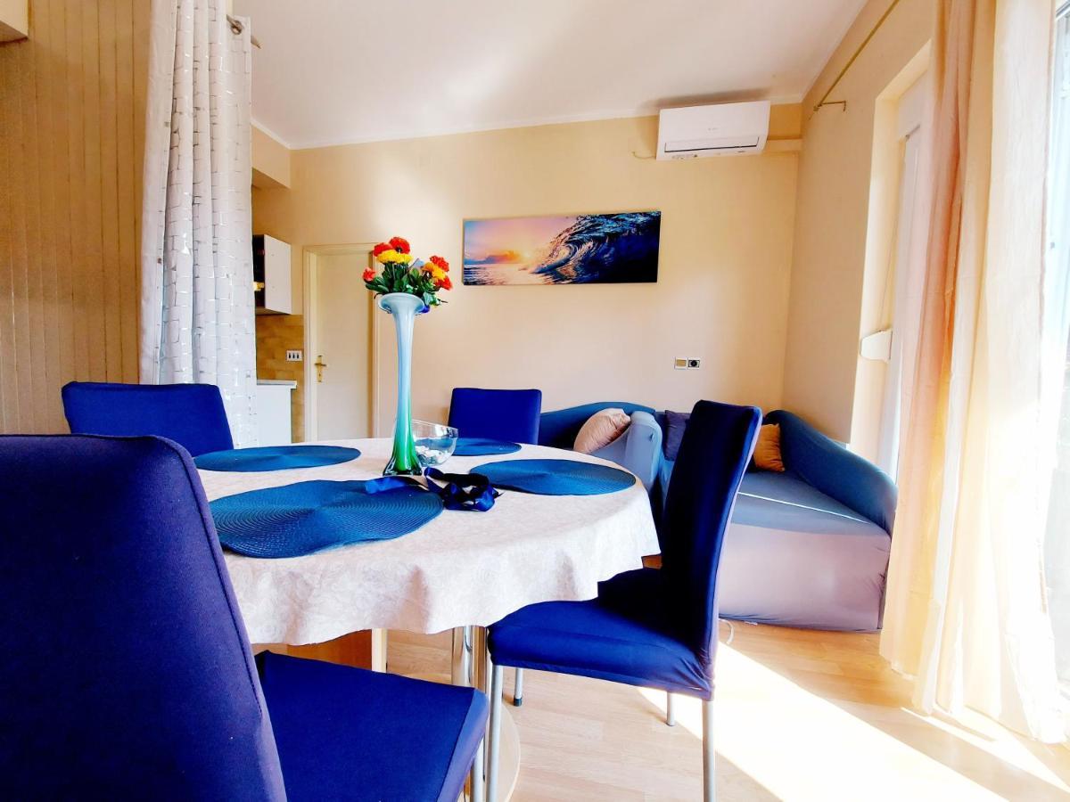 Apartments Adriatic Riviera 크리크베니카 외부 사진