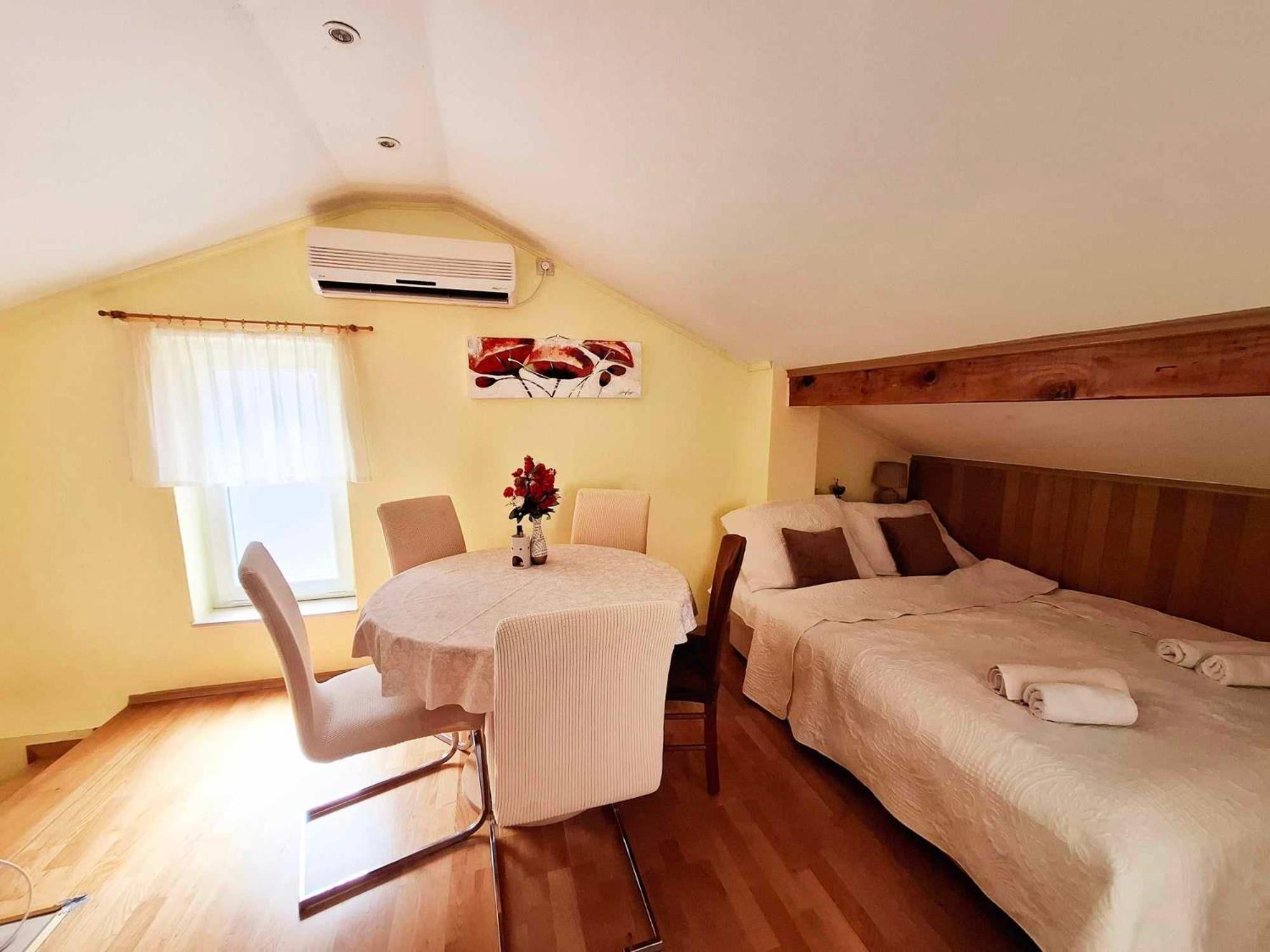 Apartments Adriatic Riviera 크리크베니카 외부 사진